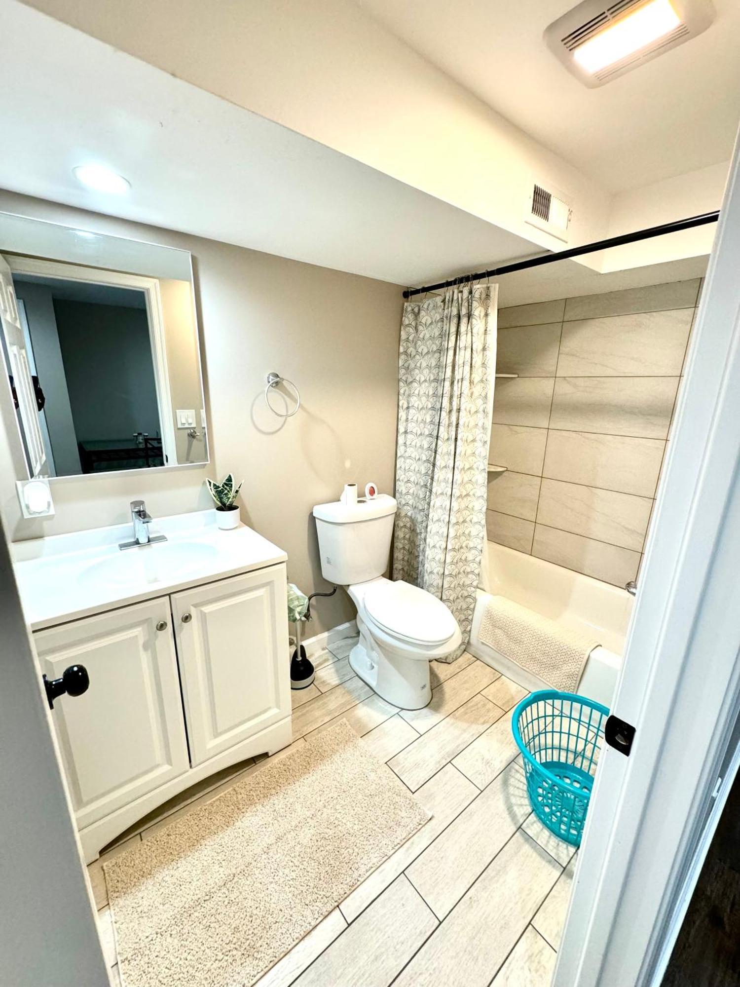 Free Parking Quiet Apartment Philadelphia